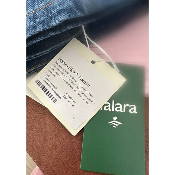 Halara Flex High Waisted Washed Casual Baggy Jeans with Pockets - Picture 4 of 7